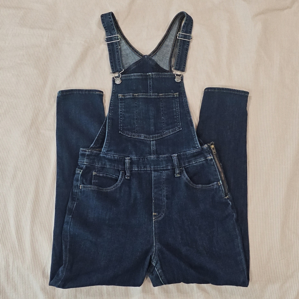 Levis Skinny Jean Overalls, Size 30